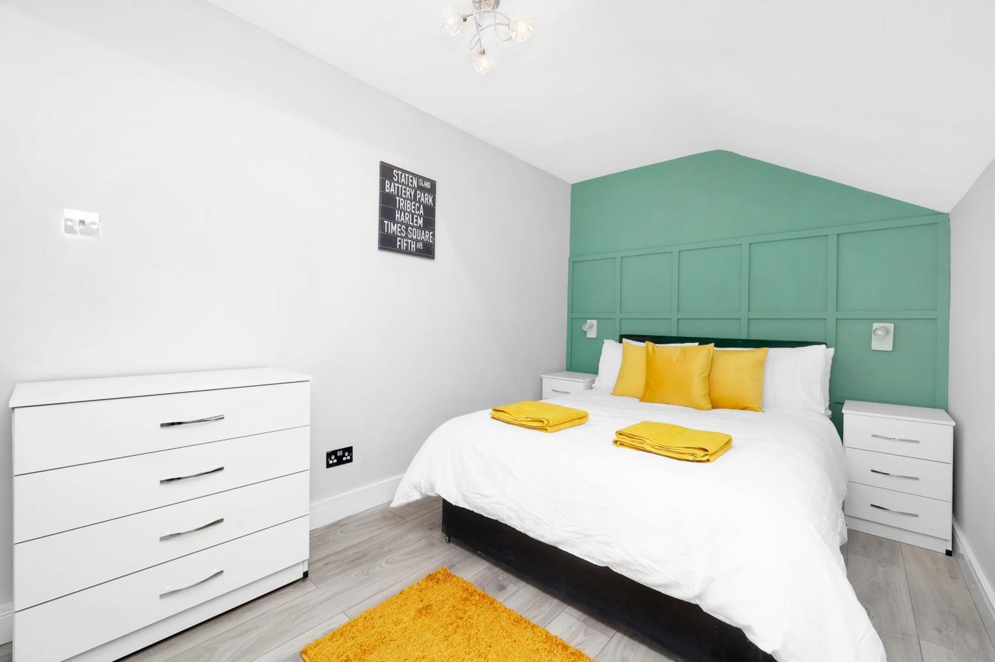 Waterside 4 Bed Apartment London Ngoại thất bức ảnh