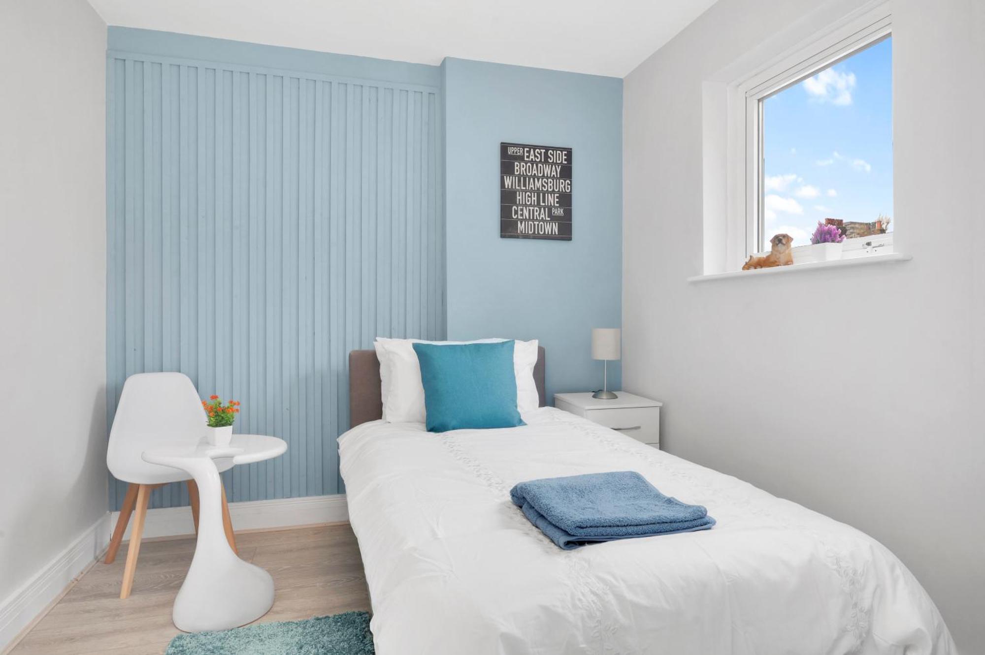 Waterside 4 Bed Apartment London Ngoại thất bức ảnh