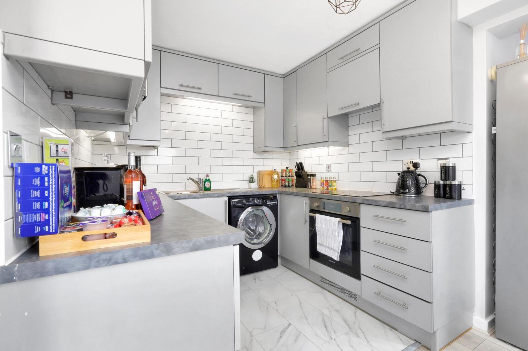 Waterside 4 Bed Apartment London Ngoại thất bức ảnh
